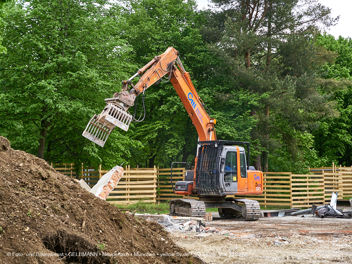 13.05.2022 - Baustelle am Haus für Kinder in Neuperlach